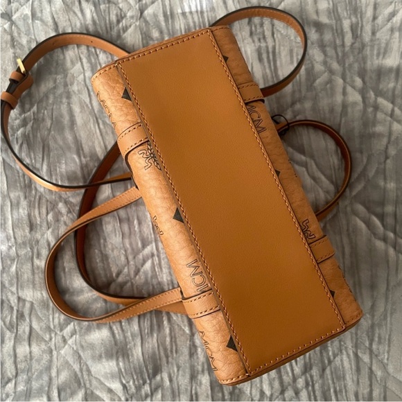 🍒 MCM Toni Mini Visetos Shopper Tote Cognac NWT - Picture 11 of 16